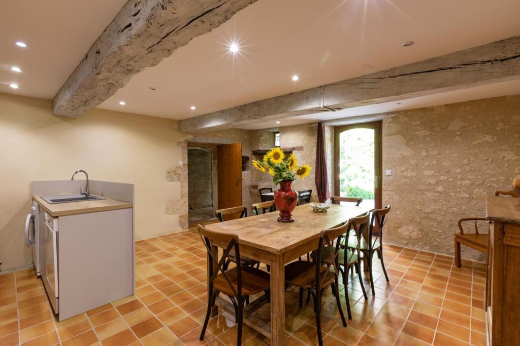 Domaine De Laplan Bed and Breakfast Cezan Buitenkant foto